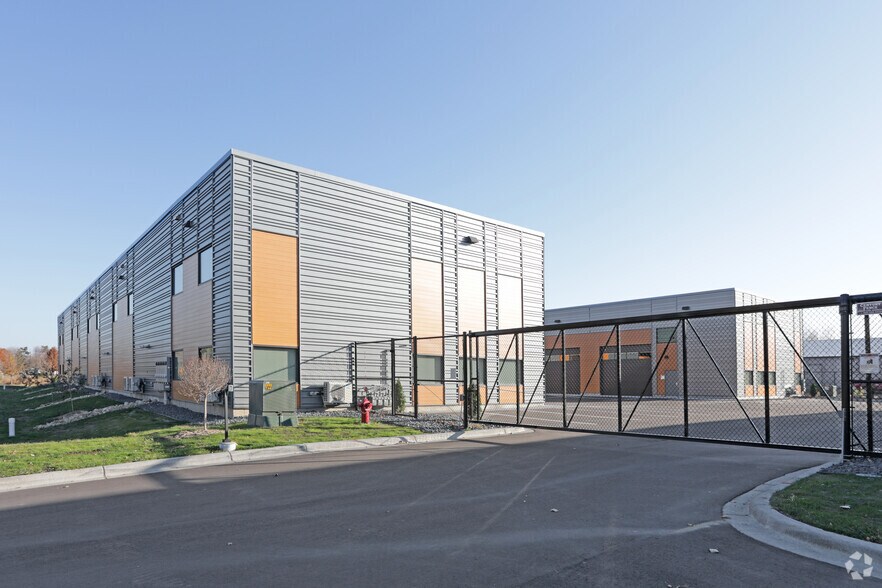 More Photos Of 13025 Fenway Blvd N, Hugo Warehouse For Sale