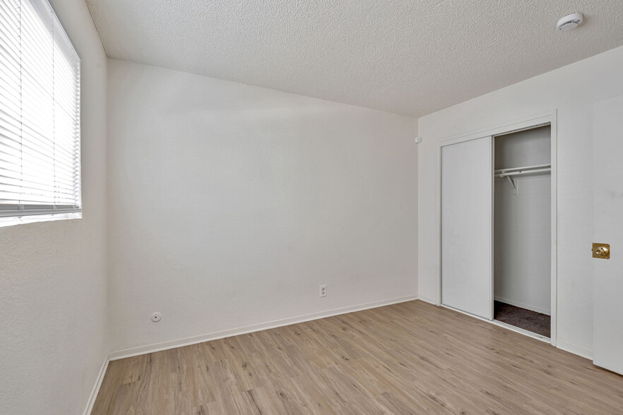 More Photos Of 360 N Calaveras St, Fresno Apartments For Sale