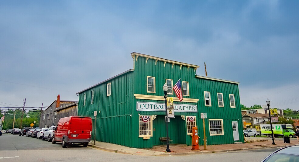 Primary Photo Of 309 Main St, Laurel Freestanding For Sale