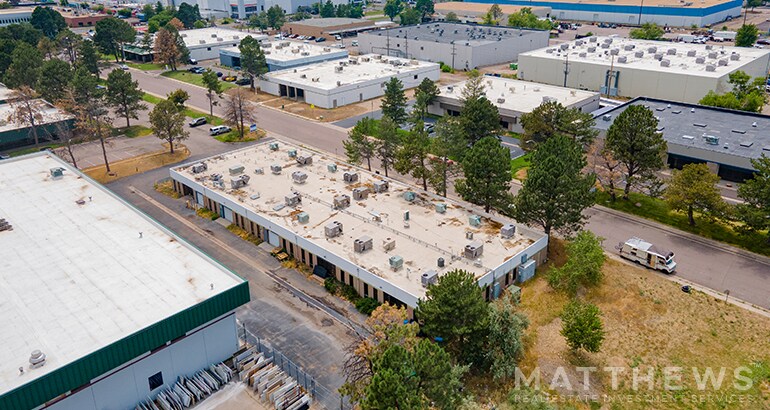 More Photos Of 4800 Oakland St, Denver Flex For Sale