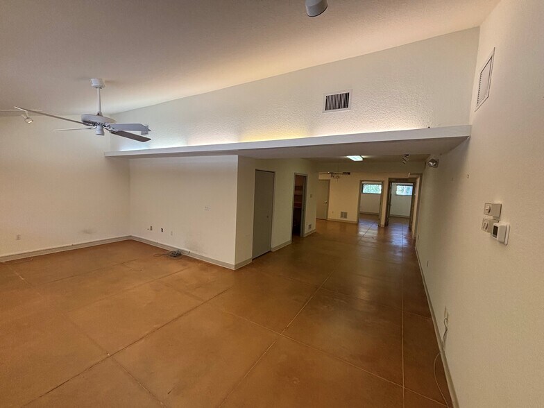 More Photos Of 10271 Deer Run Farms Rd, Fort Myers Office For Lease