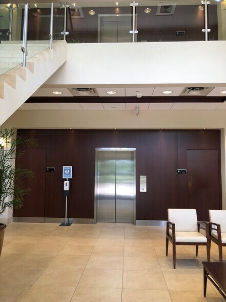 More Photos Of 3451 Bonita Bay Blvd, Bonita Springs Office Residential For Lease