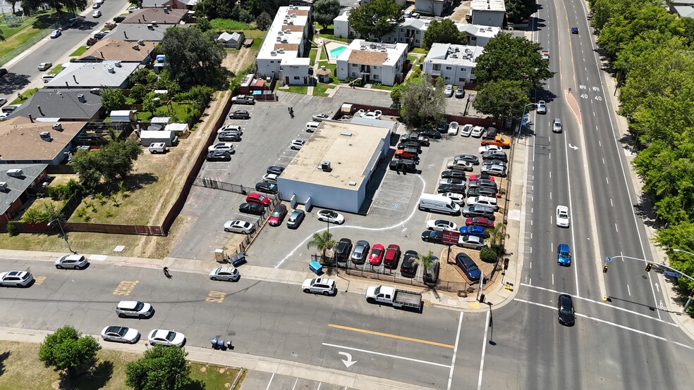 More Photos Of 10796 Coloma Rd, Rancho Cordova Auto Repair For Lease