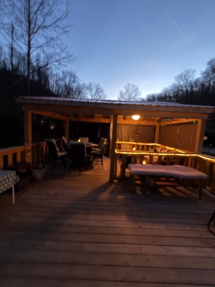 More Photos Of 2507 5th Street Rd, Huntington Specialty For Sale