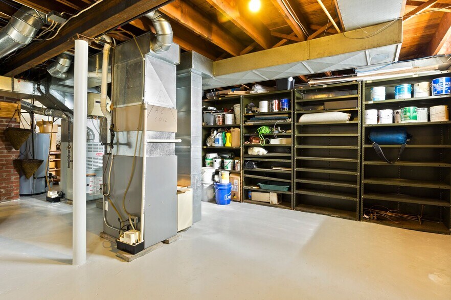 More Photos Of 206 Park Ave, Rochester Office Residential For Lease