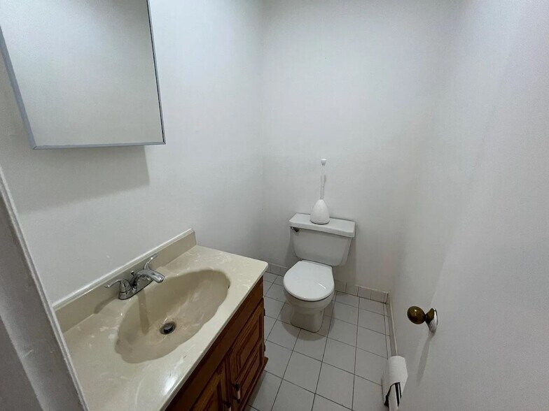 More Photos Of 58 Madison St, Hoboken Apartments For Sale