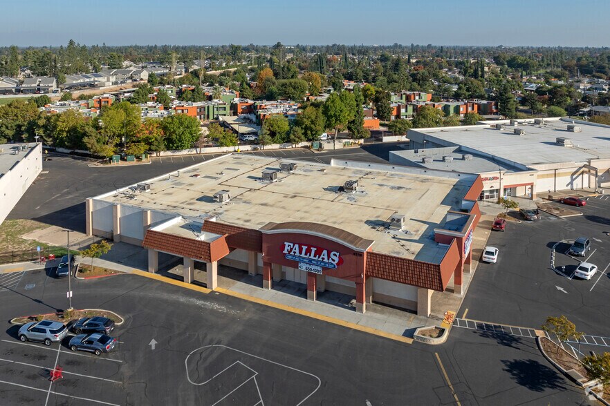 More Photos Of 4190 N West Ave, Fresno Unknown For Lease