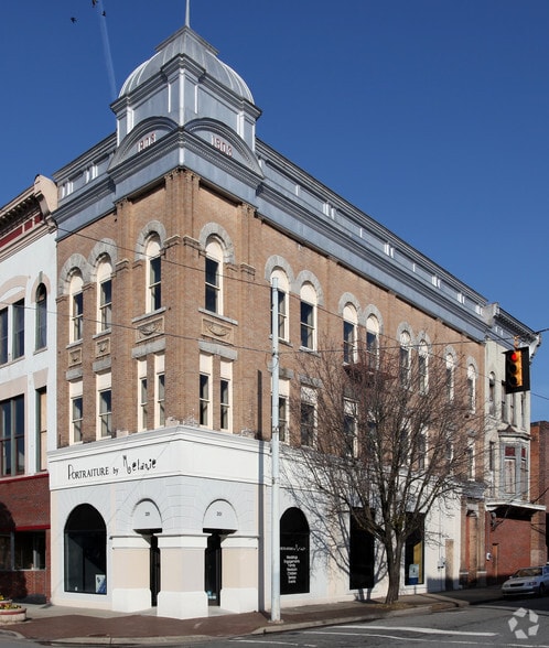 More Photos Of 201 N Queen St, Kinston Office For Lease