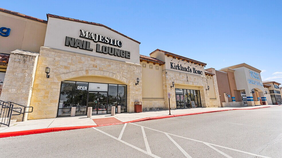 More Photos Of 22610 US Hwy 281 N, San Antonio Unknown For Lease