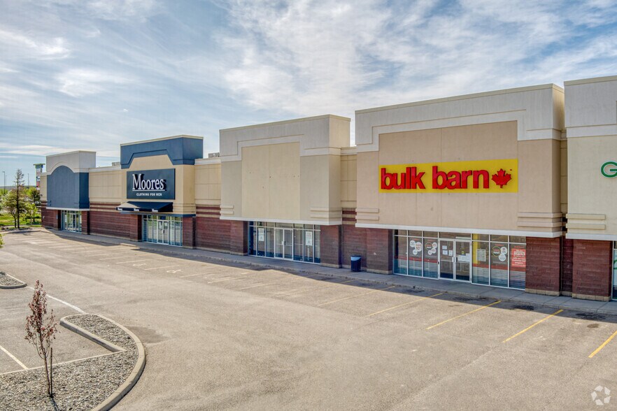 More Photos Of 3700 Mayor Magarth Dr S, Lethbridge Unknown For Lease