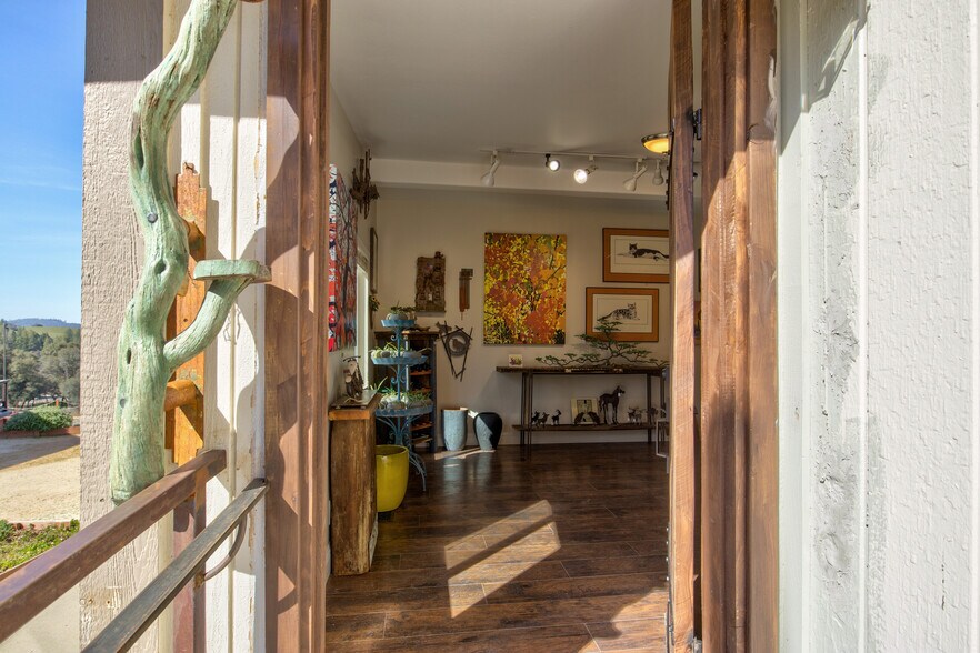 More Photos Of 7449 Fairplay Rd, Somerset Specialty For Sale