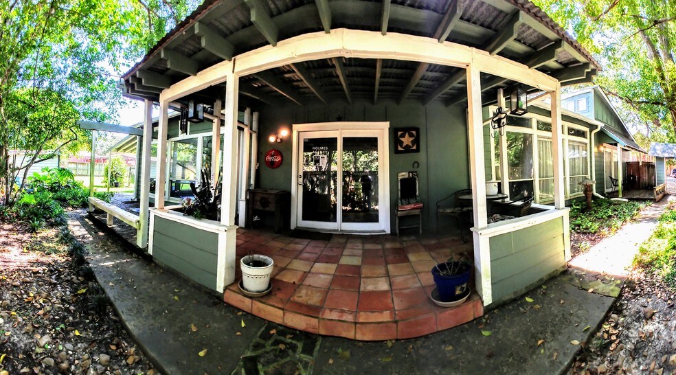 More Photos Of 713 2nd St, League City Office Residential For Lease