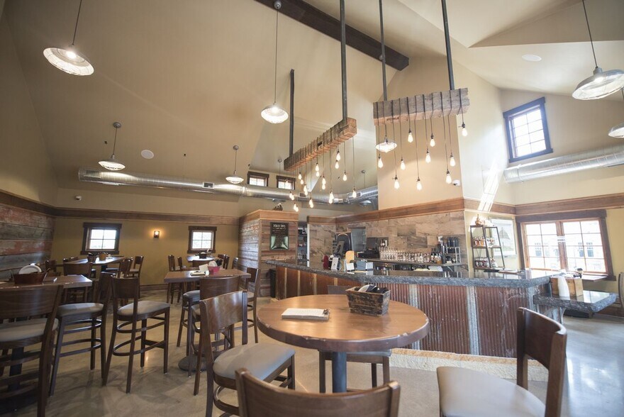 More Photos Of 1179 East Pearl St, Kasota Restaurant For Sale