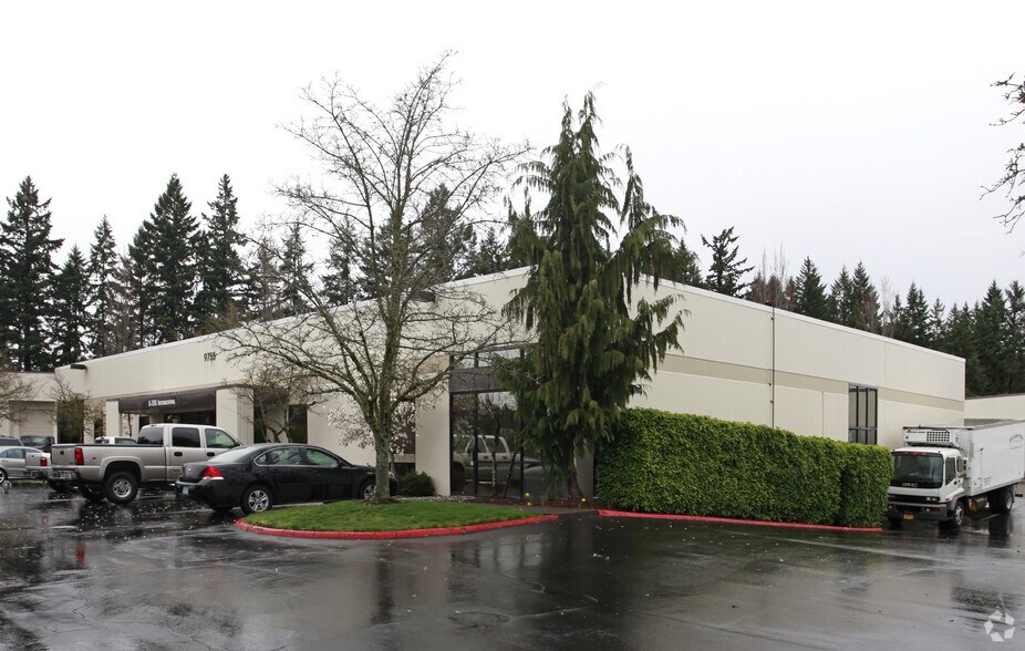 Primary Photo Of 9755 SW Commerce Cir, Wilsonville Manufacturing For Lease