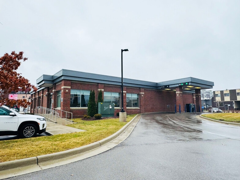 More Photos Of 301 N Jackson St, Jackson Bank For Sale