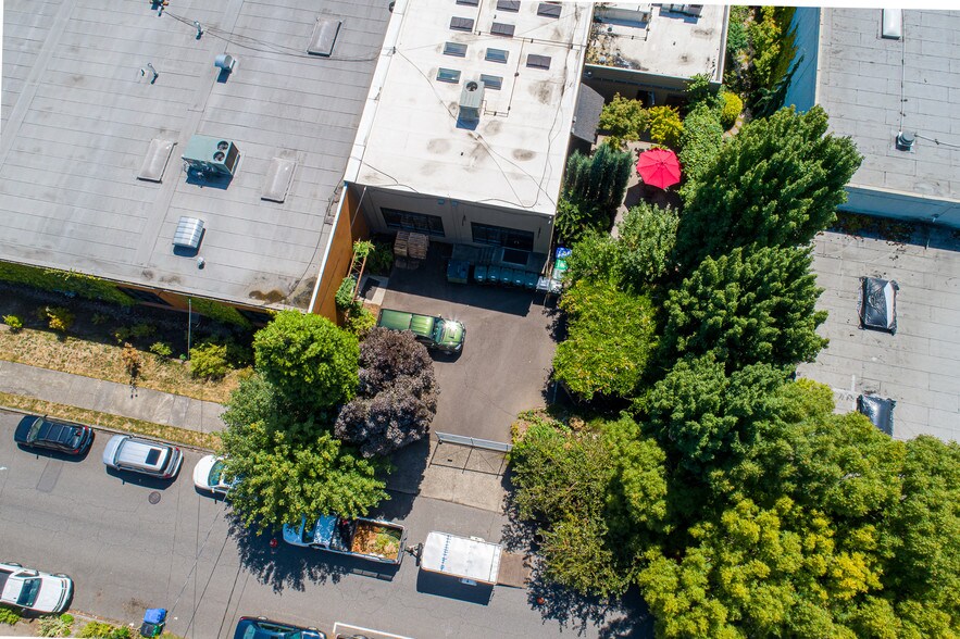 More Photos Of 45-57 NE Hancock St, Portland Light Manufacturing For Lease