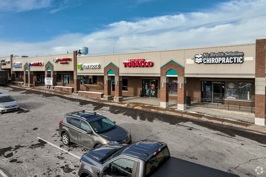 More Photos Of 1240-1570 Frontage Rd W, Stillwater Storefront For Lease