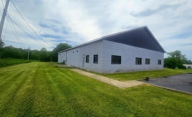 Primary Photo Of 6850 OH-45, Warren Industrial For Lease