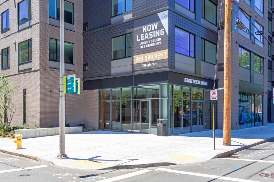 More Photos Of 18 High St, New Haven Apartments For Lease