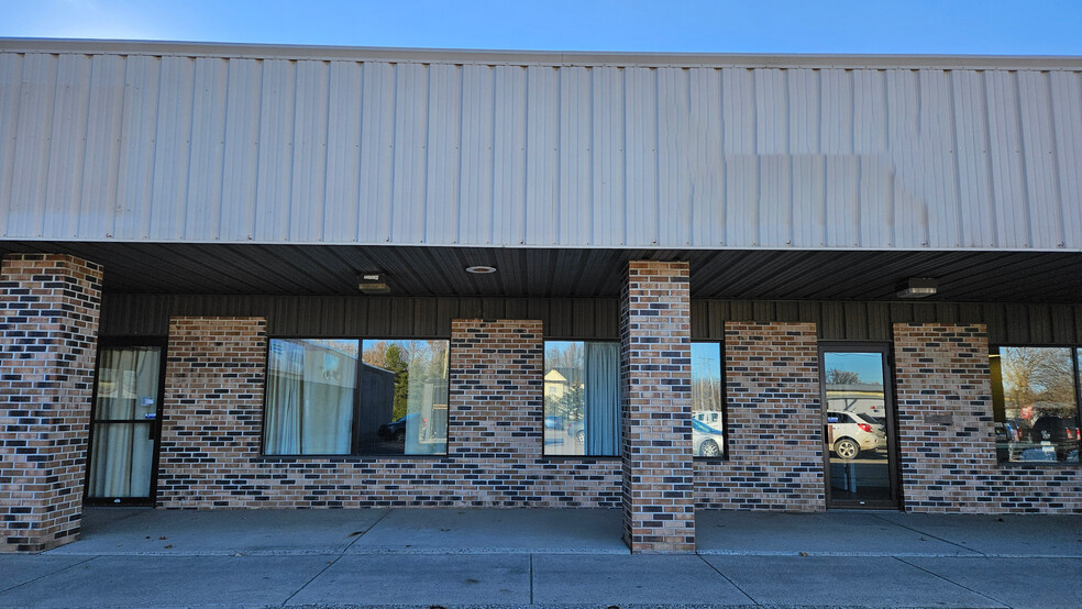 Primary Photo Of 229 Broadway Ave S, Cokato Storefront Retail Office For Lease