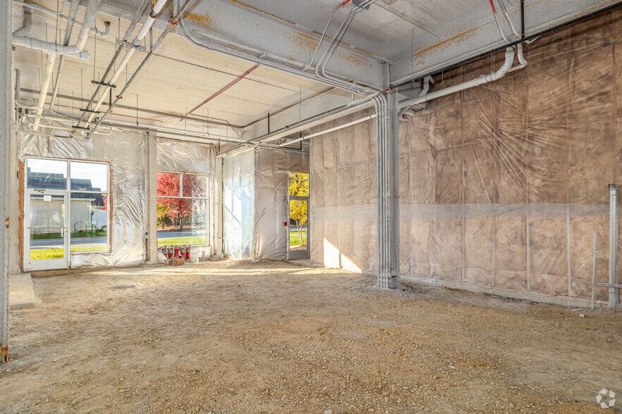 More Photos Of 39w201 Herrington Blvd, Geneva Apartments For Lease