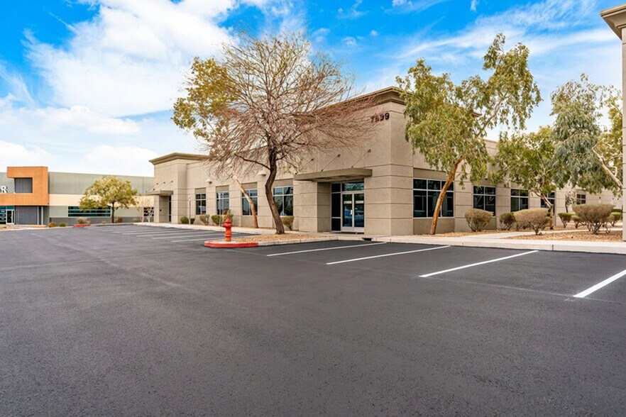 More Photos Of 7699 W Post Rd, Las Vegas Office For Lease