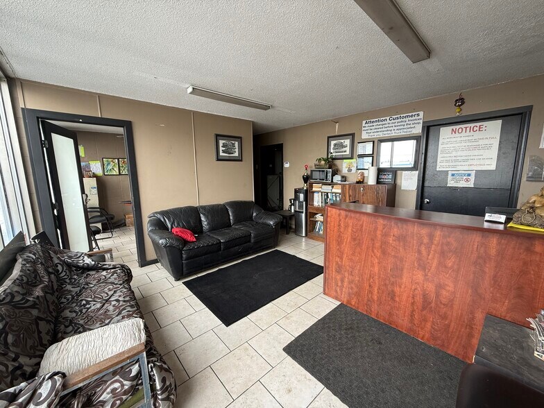 More Photos Of 16647 114 Av NW, Edmonton Industrial For Sale