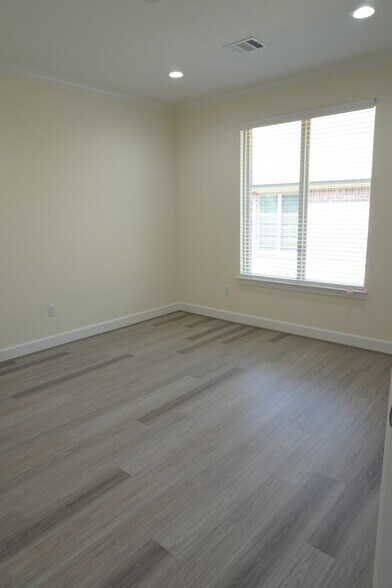 More Photos Of 400 Stonebrook Pky, Frisco Coworking Space