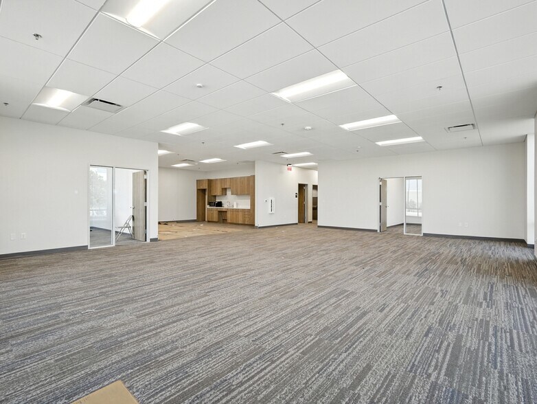 More Photos Of 600 Gerault Rd, Flower Mound Warehouse For Sale