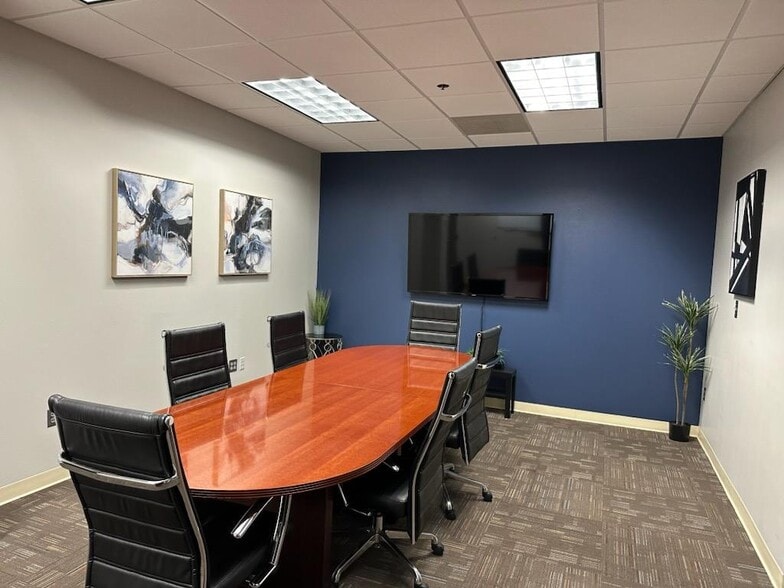 More Photos Of 250 International Pky, Lake Mary Office For Lease