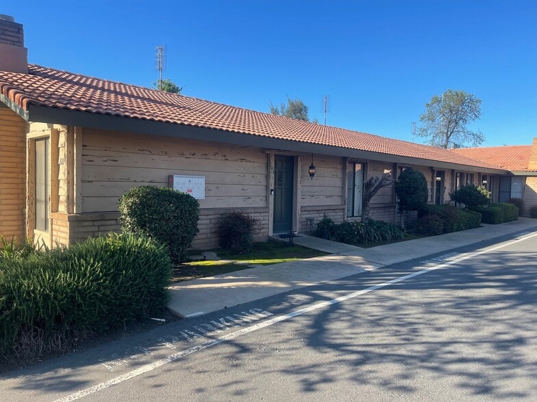 More Photos Of 7089 N Howard St, Fresno Apartments For Sale