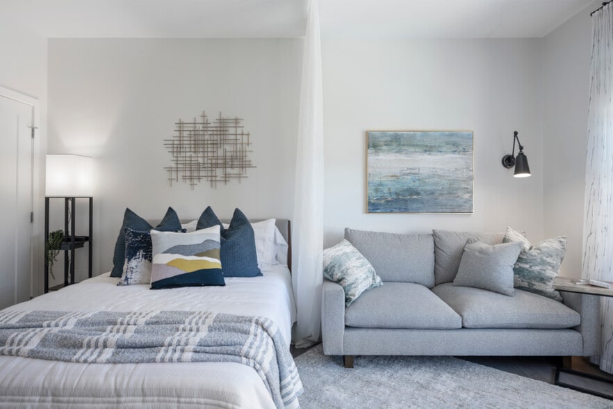 More Photos Of 125 Clifford St, Providence Apartments For Lease