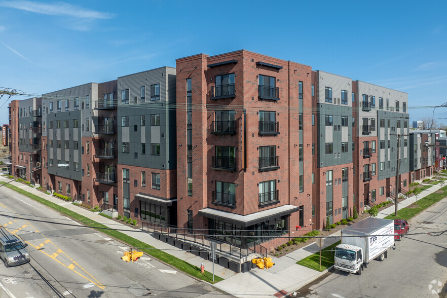 Primary Photo Of 1910 Abbey Ave, Cleveland Apartments For Lease