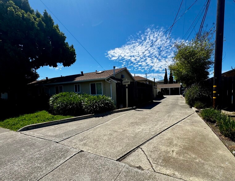 More Photos Of 26047 Gading Rd, Hayward Apartments For Sale