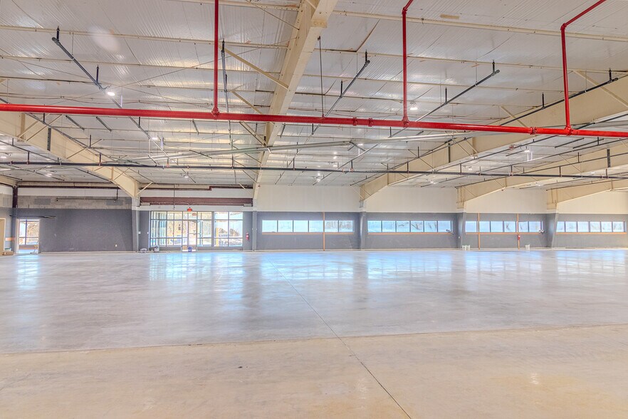 More Photos Of 102 Bypass Plaza Dr, Frankfort Warehouse For Sale