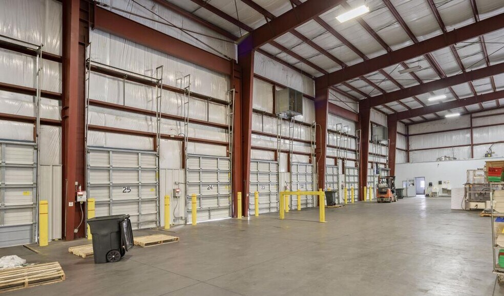 More Photos Of 347 Old River Rd, Elloree Manufacturing For Lease