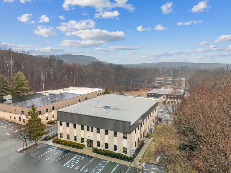 More Photos Of 230 US Highway 206, Flanders Medical For Lease