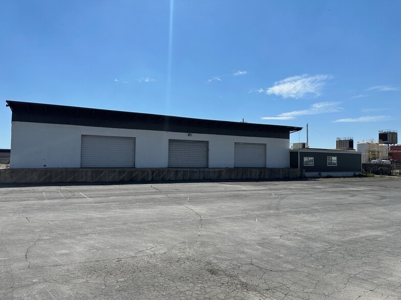 More Photos Of 1876 W Fortune Rd, Salt Lake City Manufacturing For Sale