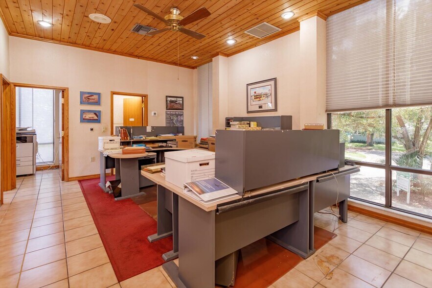 More Photos Of 200 N Thornton Ave, Orlando Office For Sale
