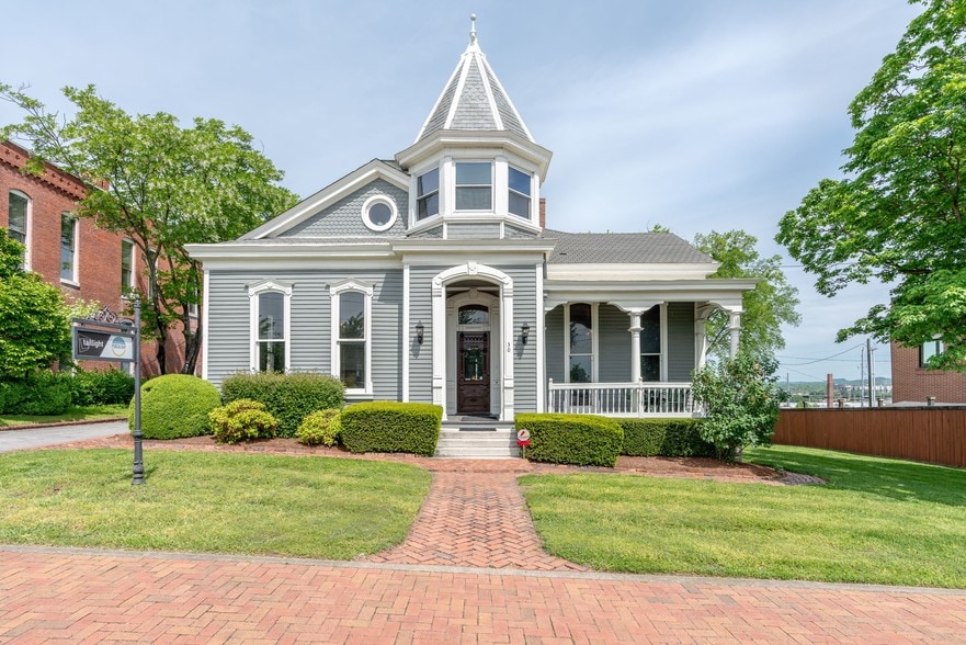 More Photos Of , Nashville Unknown For Sale