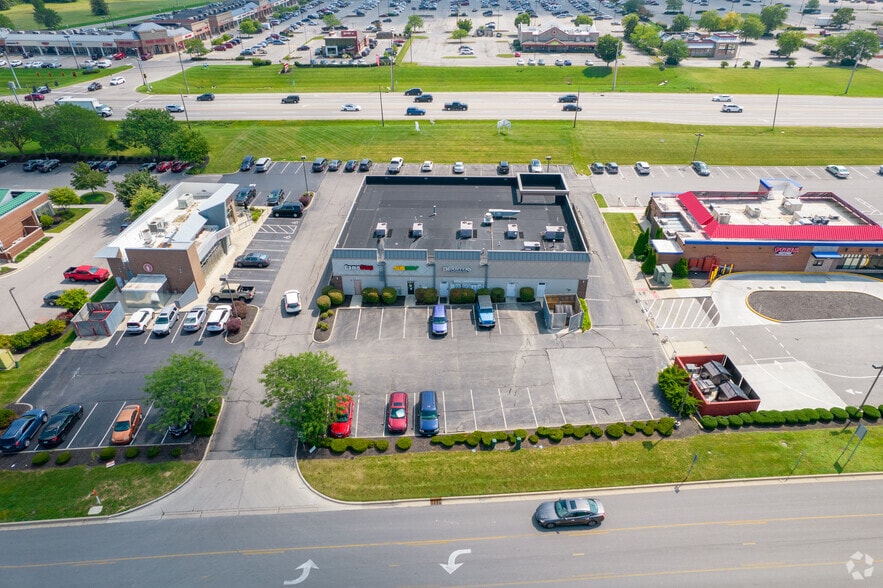 More Photos Of 8715 Owenfield Dr, Powell Storefront For Lease