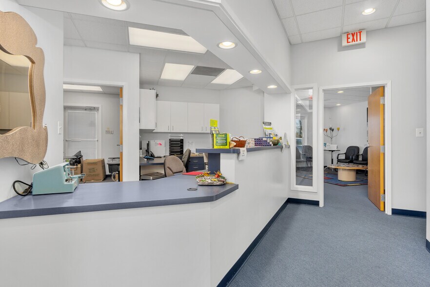 More Photos Of 100 Tuscanny Dr, Frederick Office For Sale