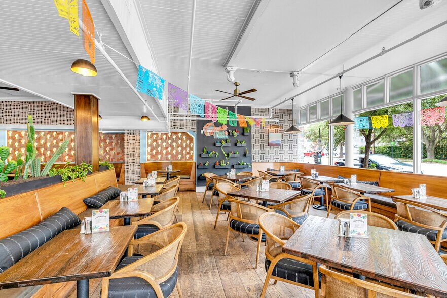 More Photos Of 36 Martin Luther King Jr Blvd, Savannah Specialty For Sale