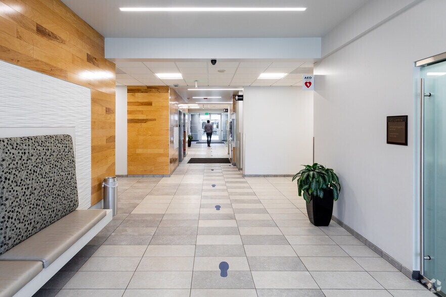 More Photos Of 8200 E Belleview Ave, Greenwood Village Medical For Lease