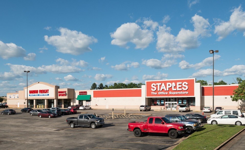 More Photos Of 4604 North St, Nacogdoches Storefront For Lease