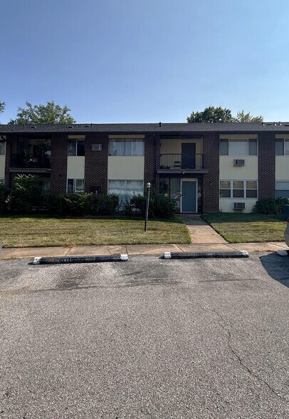 More Photos Of 7499 Hazelcrest Dr, Hazelwood Apartments For Sale