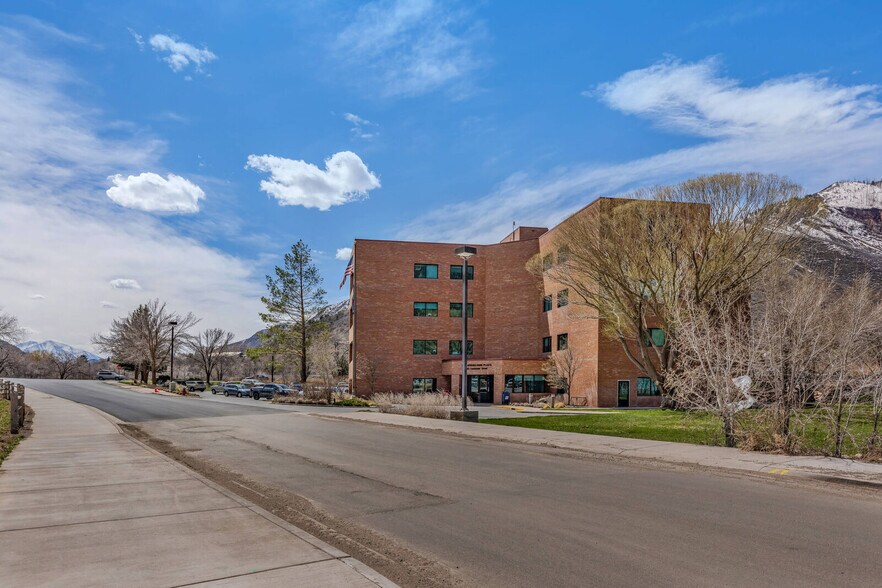 More Photos Of 201 Centennial St, Glenwood Springs Office Residential For Lease