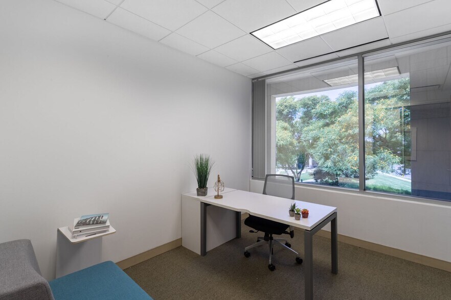 More Photos Of 3111 Camino del Rio N, San Diego Coworking Space