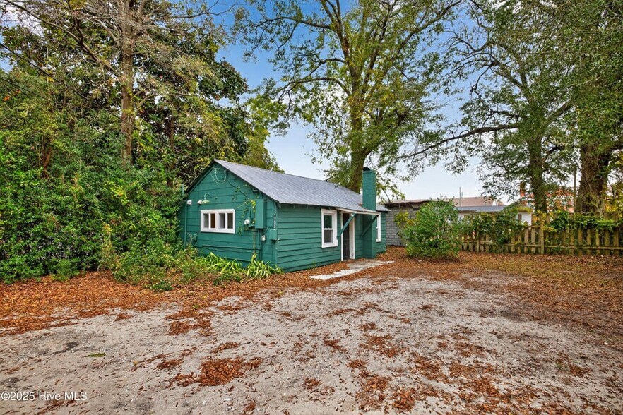 More Photos Of , Wilmington Unknown For Sale
