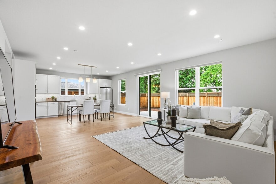 More Photos Of 47-49 Ursuline Rd, Santa Rosa Apartments For Sale